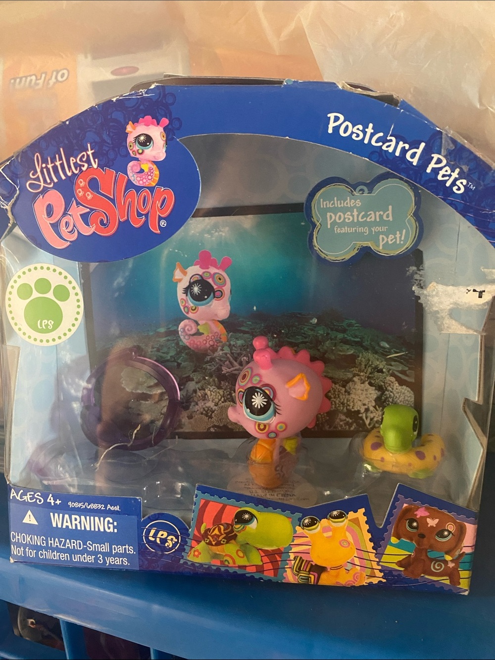 Hasbro Littlest Pet Shop Pink Sea Creature Playset with Green Float